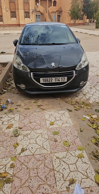 voitures-peugeot-208-2014-allure-djelfa-algerie