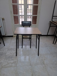 industrie-fabrication-tables-et-chaises-scolaire-neuves-es-senia-oran-algerie