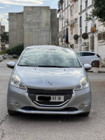 voitures-peugeot-208-2013-allure-jijel-algerie