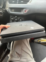 consoles-ps4-slim-flashe-900-jijel-algerie