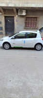 voitures-renault-clio-3-2013-night-and-day-oran-algerie