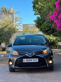 السيارات-النفعية-toyota-yaris-2015-عين-تادلس-مستغانم-الجزائر