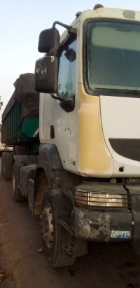 camion-renault-kiraxe-380-dxi-2007-ain-temouchent-algerie