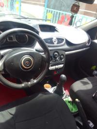 سيارات-renault-clio-3-2010-باتنة-الجزائر