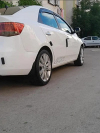 voitures-kia-cerato-2012-la-toute-didouche-mourad-constantine-algerie