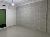 appartement-location-f4-alger-el-achour-algerie