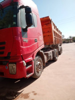 camion-iveco-2014-es-senia-oran-algerie