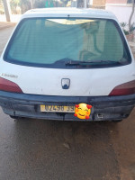 voitures-peugeot-106-1998-mascara-algerie