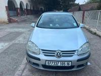 moyenne-berline-volkswagen-golf-5-2005-belouizdad-alger-algerie