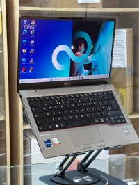 FUJITSU LIFEBOOK U7413 I7 VPRO 1370P 16GO 512GO SSD NVME