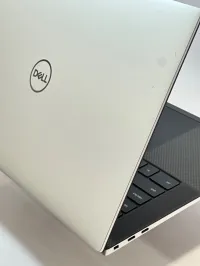DELL XPS 15 9510 I7 11800H 16GO 512GO SSD NVIDIA GEFORCE RTX3050TI 4GO 