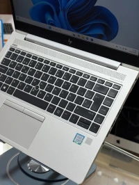 HP ELITEBOOK 840 G5 I5 8250u 8GO 256GO SSD NVME