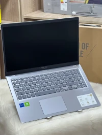 ASUS VIVOBOOK 15 X515E i5 1135G7 8GO 256GO SSD NVIDIA GEFORCE MX330 2GO NEUF SOUS EMBALLAGE 