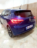 voitures-renault-clio5-2023-evolution-sidi-bel-abbes-algerie