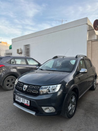 voitures-dacia-sandero-2017-bordj-menaiel-boumerdes-algerie