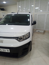 utilitaire-fiat-doblo-2024-2-place-setif-algerie