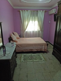 appartement-vente-f5-alger-les-eucalyptus-algerie