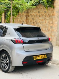 سيارات-peugeot-208-2022-allure-باتنة-الجزائر