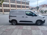 السيارات-النفعية-fiat-doblo-2024-سطيف-الجزائر