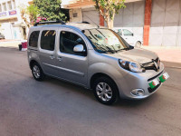 voitures-renault-kangoo-2021-alger-centre-algerie