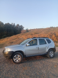 voitures-dacia-duster-2013-ouamri-medea-algerie