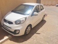 سيارات-kia-picanto-2015-المنيعة-الجزائر