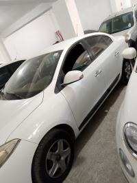 سيارات-renault-fluence-2013-privilege-الجزائر-وسط