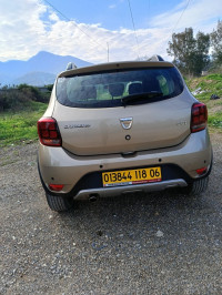 voitures-dacia-sandero-2018-stepway-semaoune-bejaia-algerie