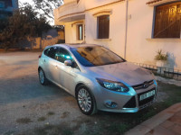 voitures-ford-focus-5-portes-2013-titanium-bou-ismail-tipaza-algerie