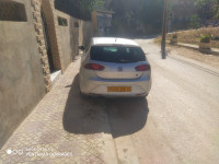 moyenne-berline-seat-leon-2009-tlemcen-algerie