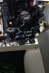 Mercruiser 5.0 Carburateur Mercruiser 5.0 Carburateur 2010