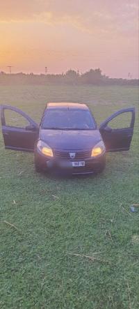 سيارات-dacia-sandero-2010-الطاهير-جيجل-الجزائر