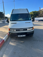 voitures-iveco-c11-kanich-2001-oran-algerie