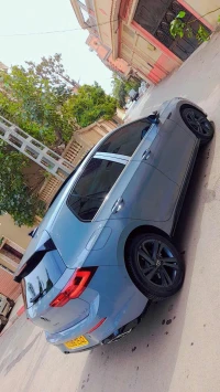 Volkswagen Golf 8 2025 R-Line