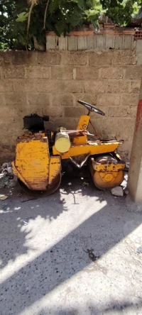 Rouleau compacteur 
