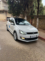 voitures-volkswagen-polo-2013-life-hadjout-tipaza-algerie