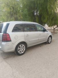 voitures-opel-zafira-2008-chelghoum-laid-mila-algerie