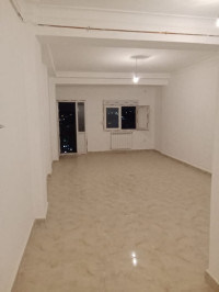 appartement-vente-f4-alger-souidania-algerie