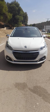 voitures-peugeot-208-2018-access-facelift-tiaret-algerie