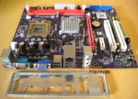 A VENDRE CARTE MERE ECS P4M900T-M2