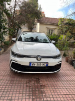 moyenne-berline-volkswagen-golf-8-2021-rline-blida-algerie