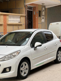 voitures-peugeot-207-2012-bordj-bou-arreridj-algerie