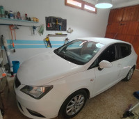 voitures-seat-ibiza-2015-fully-skikda-algerie