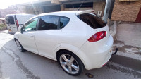 moyenne-berline-seat-leon-2011-bouzareah-alger-algerie