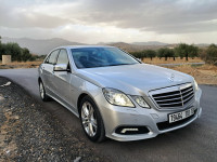 voitures-mercedes-classe-e-2010-mchedallah-bouira-algerie