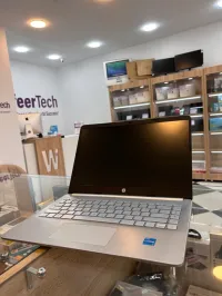 HP 14S 5400 I3-1215U 8GB 256 SSD 