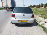 moyenne-berline-volkswagen-golf-4-1998-el-eulma-setif-algerie