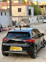 voitures-renault-clio5-2023-rs-line-skikda-algerie