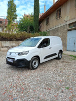 voitures-fiat-doblo-2024-nouveau-constantine-algerie