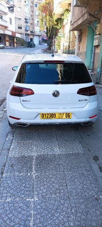 سيارات-volkswagen-golf-75-2017-carat-خراطة-بجاية-الجزائر